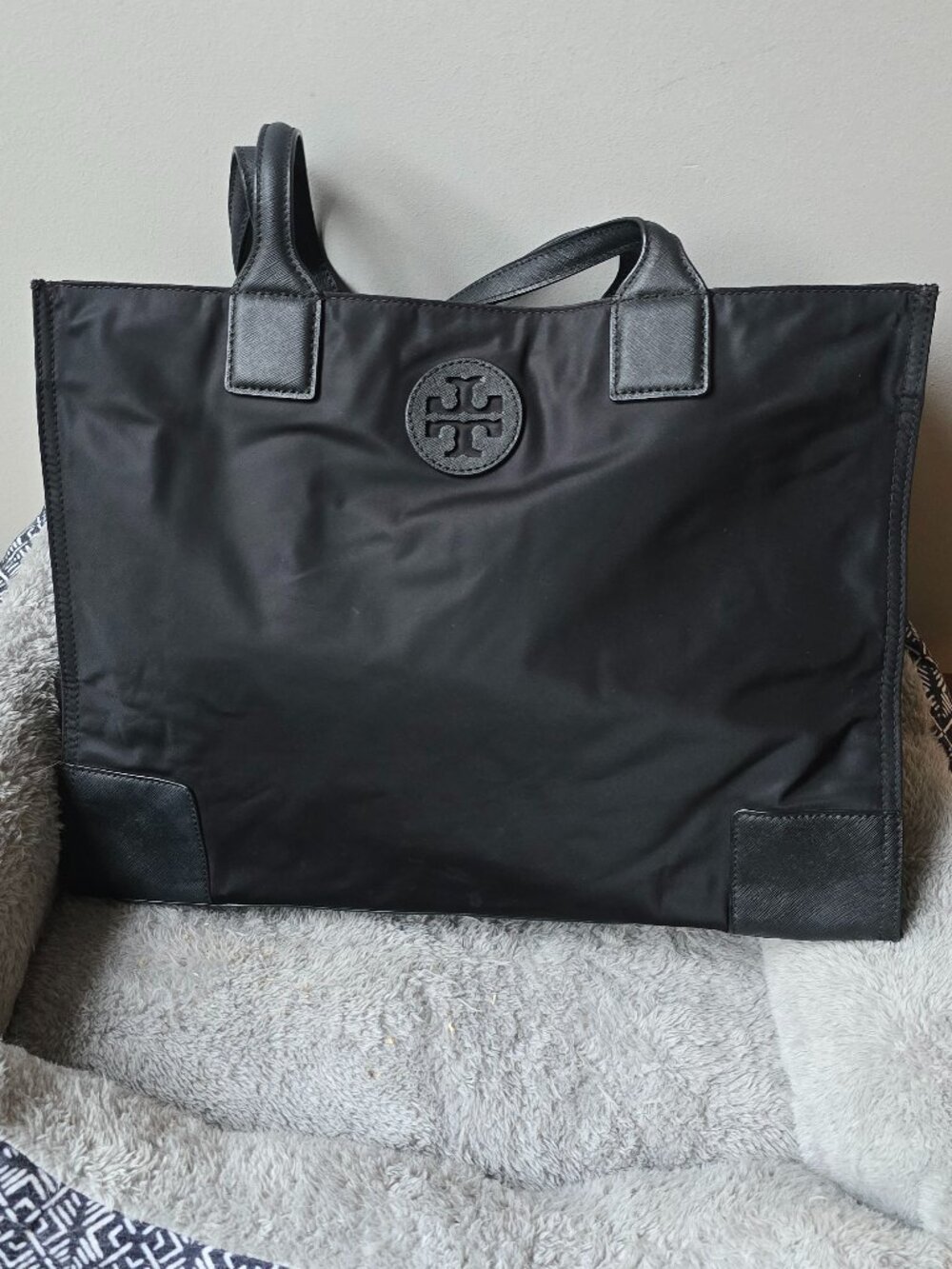 Tory Burch Small Ella Tote - Black